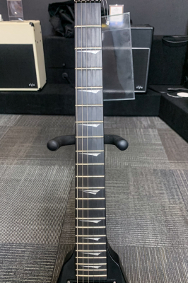 Store Special Product - Kramer - Night V with Floyd Rose - Satin Black
